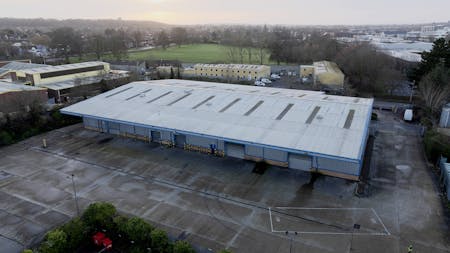 8 Acre Road, Reading, Industrial / Warehouse To Let - DJI_20231226164219_0043_21cm wide.jpg