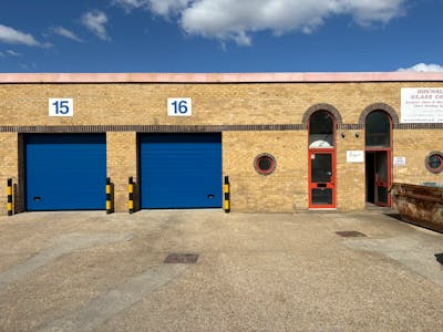 Unit 16 Mill Farm Business Park, Hounslow, Industrial / Warehouse To Let - IMG_7946.JPEG
