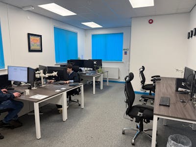 3 The Oaks, Redditch, Office For Sale - IMG_5859.JPG
