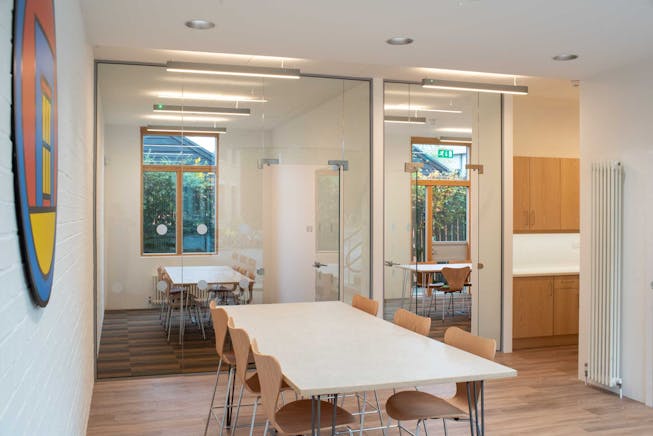 Unit 2, The Courtyard, Bracknell, Offices To Let - Unit 2 the Courtyard Bracknell 2.jpg