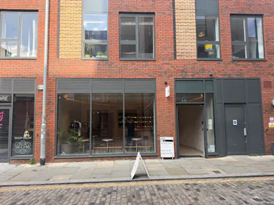 49 Henry Street, Manchester, High Street Retail To Let - IMG_6052.jpeg