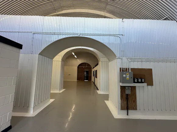 Arch 32 London Stone Business Estate, Battersea, Industrial To Let - 20260703_092704342_iOS.jpg