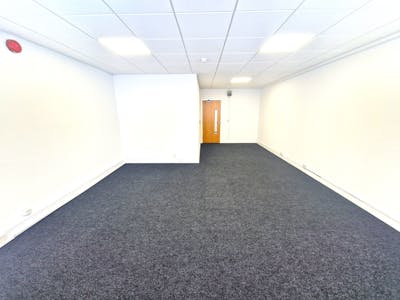 Marple House, Stockport, Office To Let - 20240429_135518.jpg