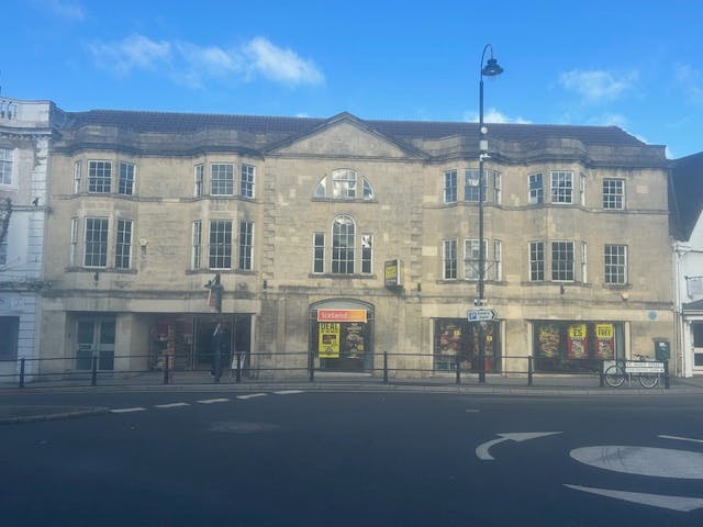 44 -45 Market Place, Chippenham, Offices To Let - IMG_0126.jpg