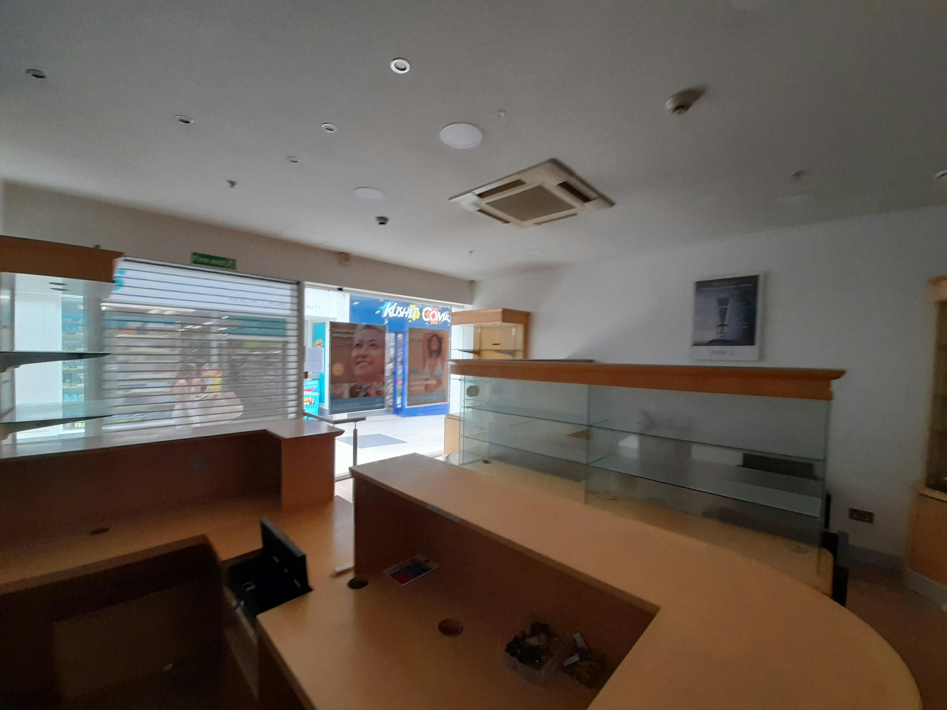 10 Kensington House, Basingstoke, Retail To Let - 20250731_133703.jpg