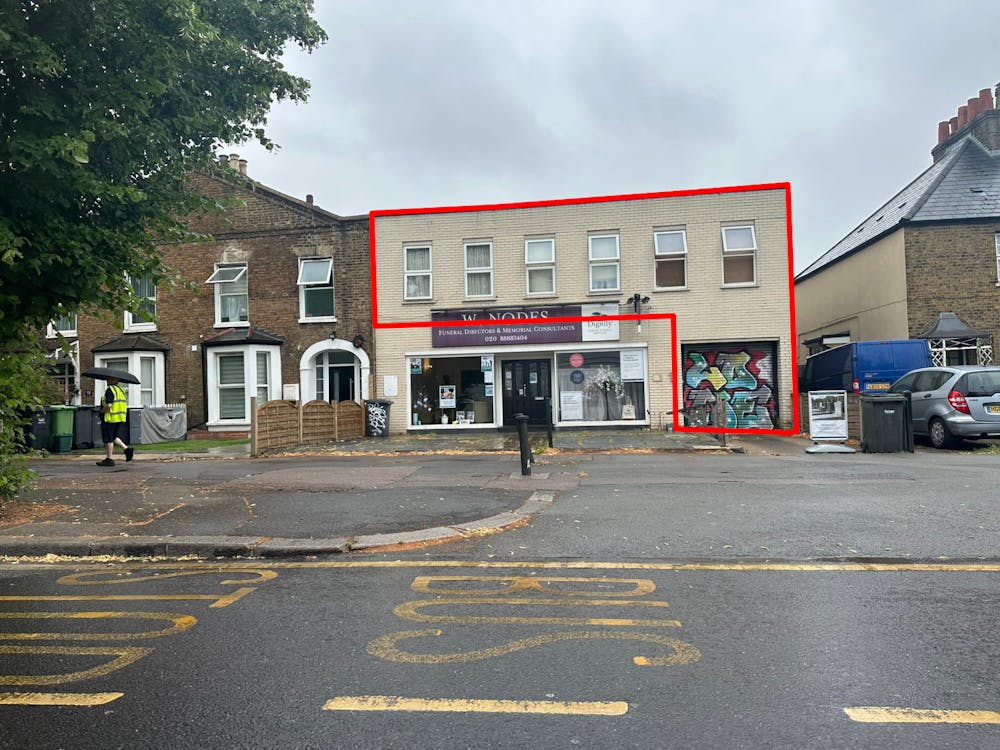 15 Bounds Green Road - Main v2.jpg