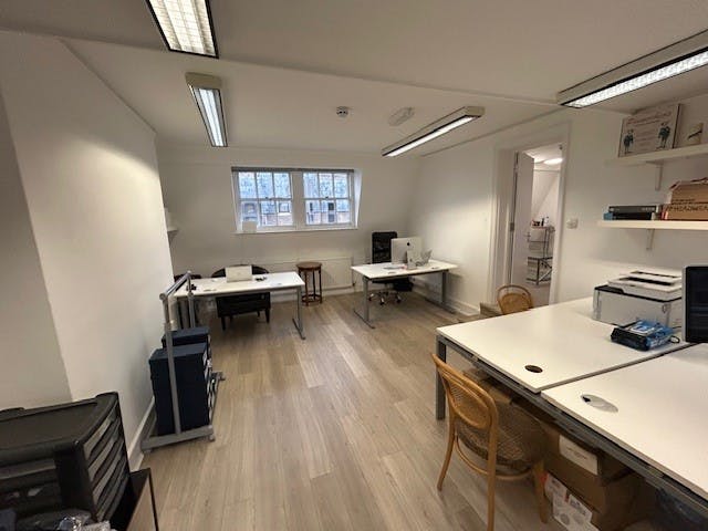 Suite 14, 27 Sheet Street, Windsor, Office To Let - Interior 14 and 15 ii.jpg