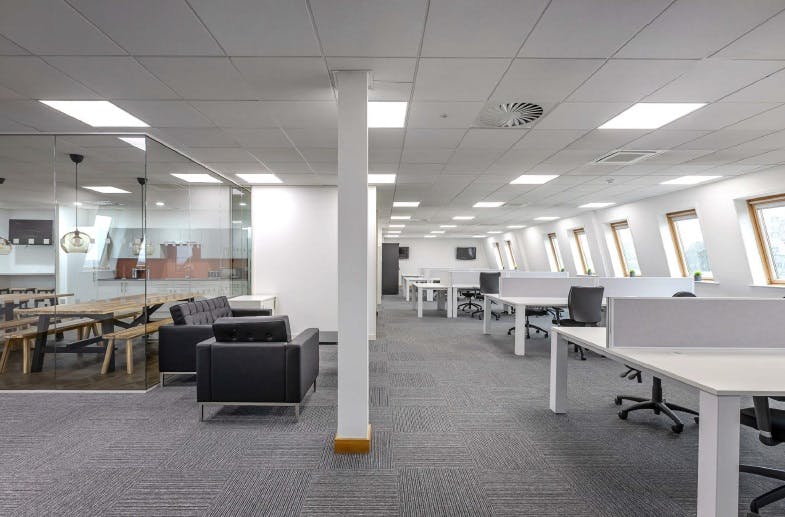 Office in Southampton - photo 4