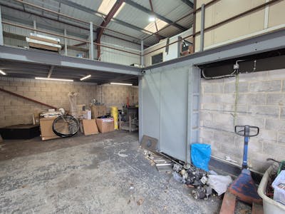 Air Conditioning House, Unit 1, Hyde, Industrial/Logistics / Trade Counter To Let - 20251106_124903.jpg