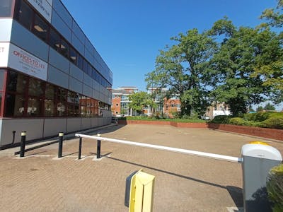 Platinum House, Crawley, Office To Let - 1000004813.jpg