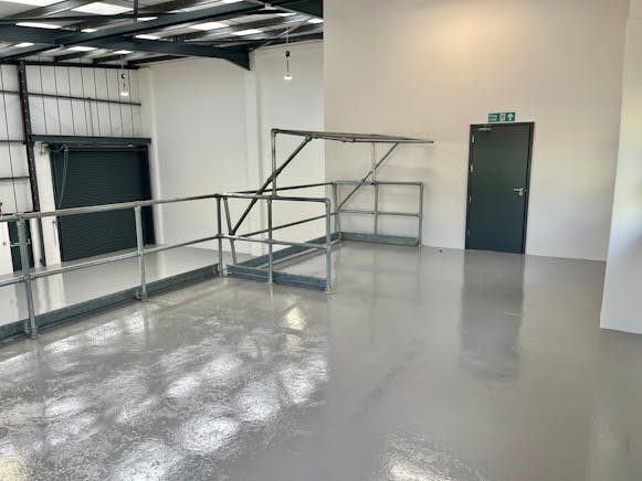 Unit 8 Airlinks Industrial Estate, Heston, Heathrow To Let - Warehouse 9.jpg