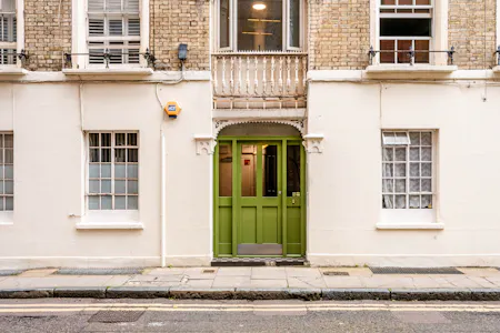 Flat 3 Victoria Chambers - Luke Street, London, Residential For Sale - Victoria Chambers F3 - Low Res 10.jpg