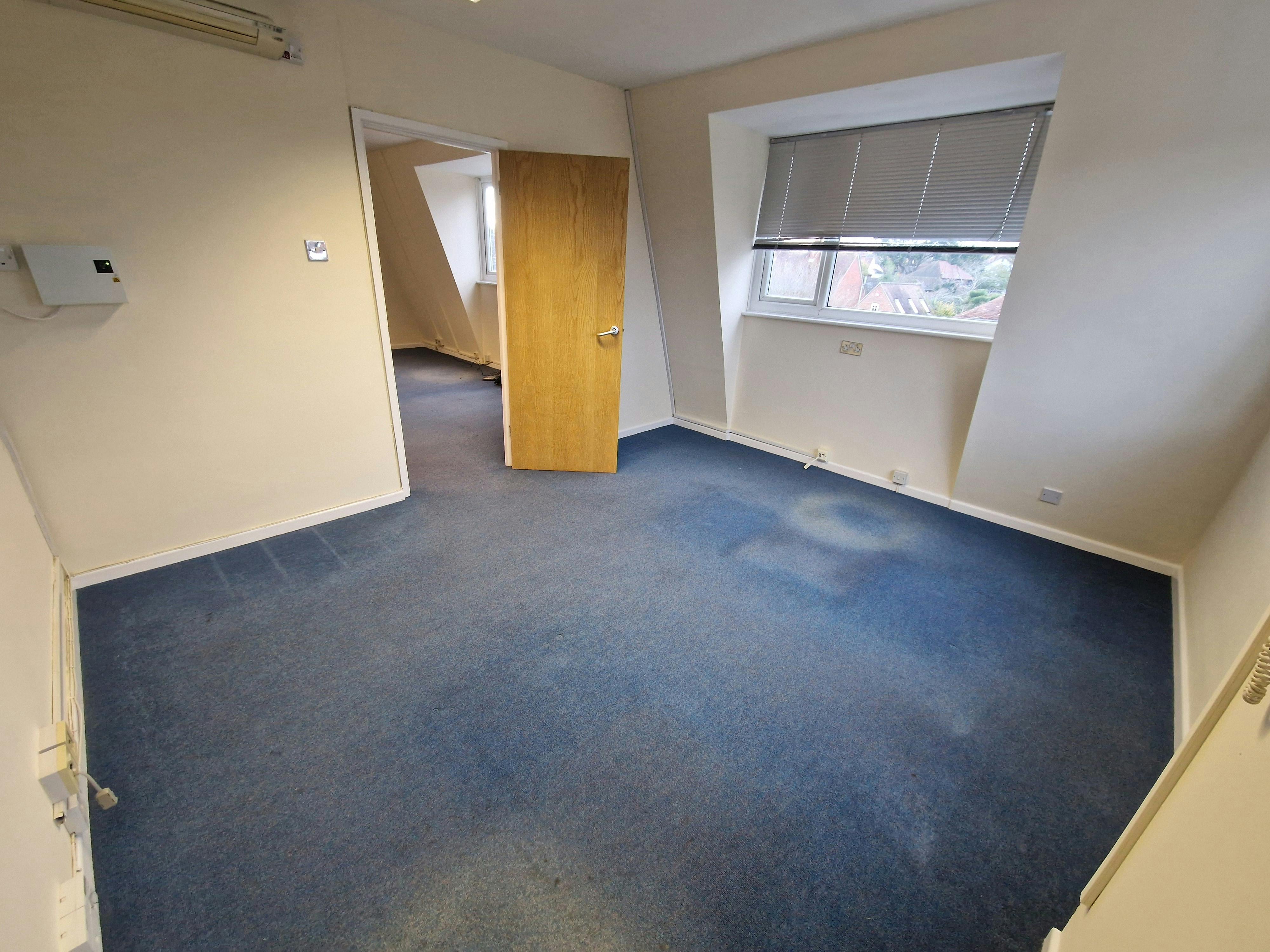 Office in Titchfield, Fareham - photo 3