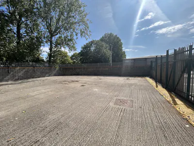 Unit 11 & Yard, Beacon Business Park, Caldicot, Industrial To Let - 3c68fc30-b801-4c1a-a175-a7b6ead007fe.jpg