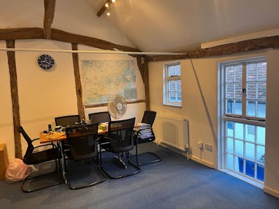 5 Buttermarket, Thame, Office To Let - WhatsApp Image 20251027 at 165308_6147475d.jpg