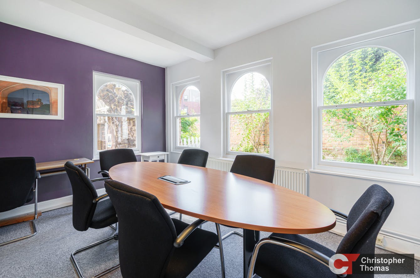 Adair House, Windsor, Office To Let - 7f4aceb38fd04c4797da31289d288e09.JPG