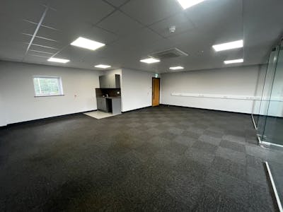 Unit 16 Stirlin Business Park, Lincoln, E (Commercial / Business / Service) To Let - 5.jpg