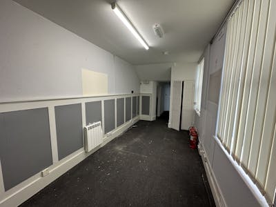 22 Queens Road, Brighton, Office / Retail To Let - IMG_5100.jpg