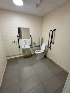 Unit 17 Glenmore Business Park, Southmead Close, Swindon, Industrial / Warehouse To Let - aa956e4b-5cc7-4720-a3f4-a209868576e0.jpg