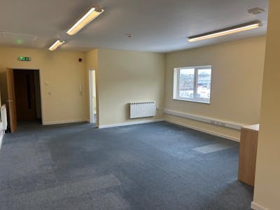 Llys Barcud - Block B, Cross Hands, Office To Let - d511cc14-6746-4586-b447-f51626cc2c9e.JPG