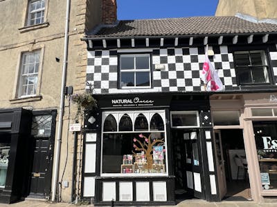 4 & 4a Market Place, Knaresborough, Investment For Sale - IMG_2774.jpeg