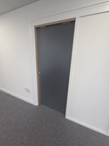 Airbourne Industrial Estate, Leigh-On-Sea, Office To Let - IMG20250613WA0024.jpg