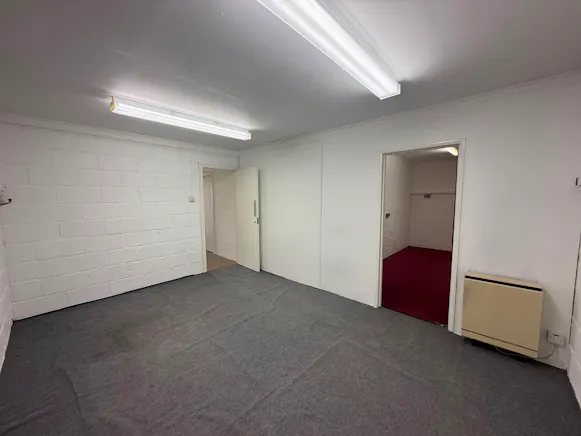 25 Farriers Way, Southend-on-Sea, Industrial To Let - WhatsApp Image 2026-06-25 at 16.47.50.jpeg