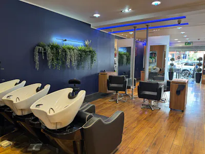 57 Queens Road, Watford, Retail To Let - IMG_6196.jpeg