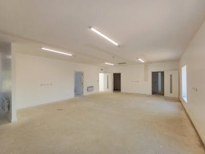 WorkHub @ Hambrook, Broad Road, Chichester, Office / Serviced Office To Let - FF Main Space.jpg