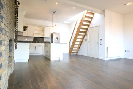 28 Woodseer Street, London, Residential To Let - kitchen2.JPG