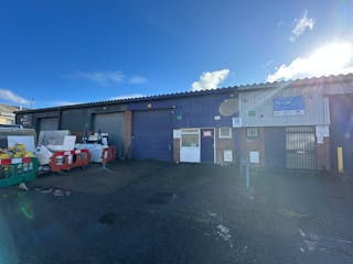 Unit 30 Swan Industrial Estate, Rosemary Road, Wimbledon, Industrial To Let - 20260204_122851871_iOS.jpg