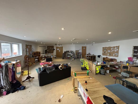 10 Broompark Road, Glasgow, Industrial / Offices / Retail To Let / For Sale - PHOTO-2026-02-16-10-46-58 3.jpg