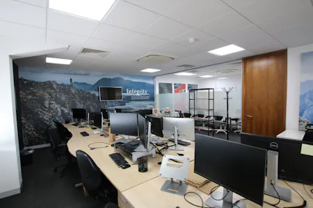 Talon House, Poole, Light Industrial / Office For Sale - IMG_5260.JPG