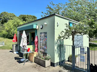 Cafe Kiosk at Dukes Meadows Paddling Pool, Alexandra Gardens, London, Leisure / Retail To Let - IMG_1232.JPEG