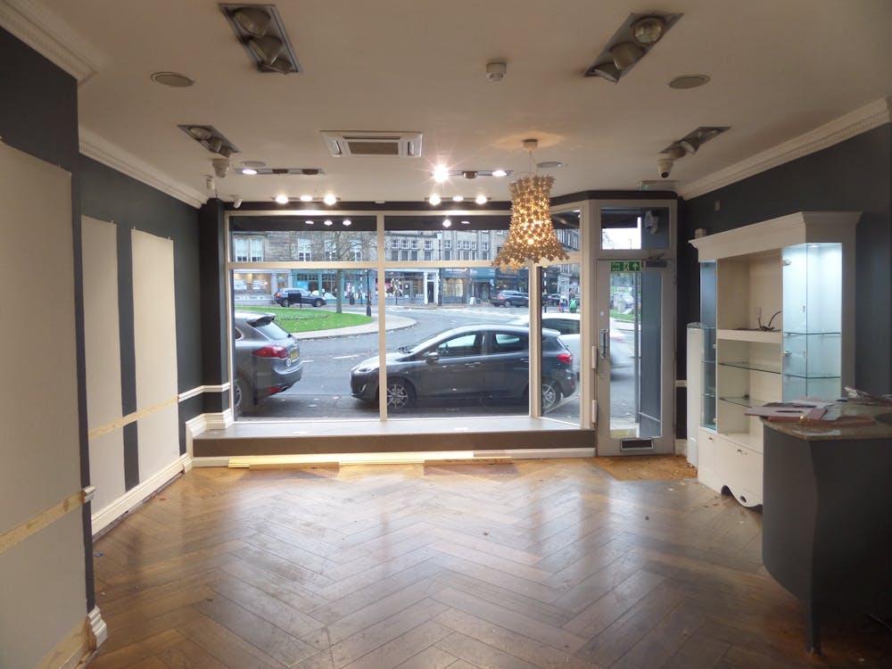 32 Montpellier Parade, Harrogate, Retail To Let - 20221031 162530.jpg