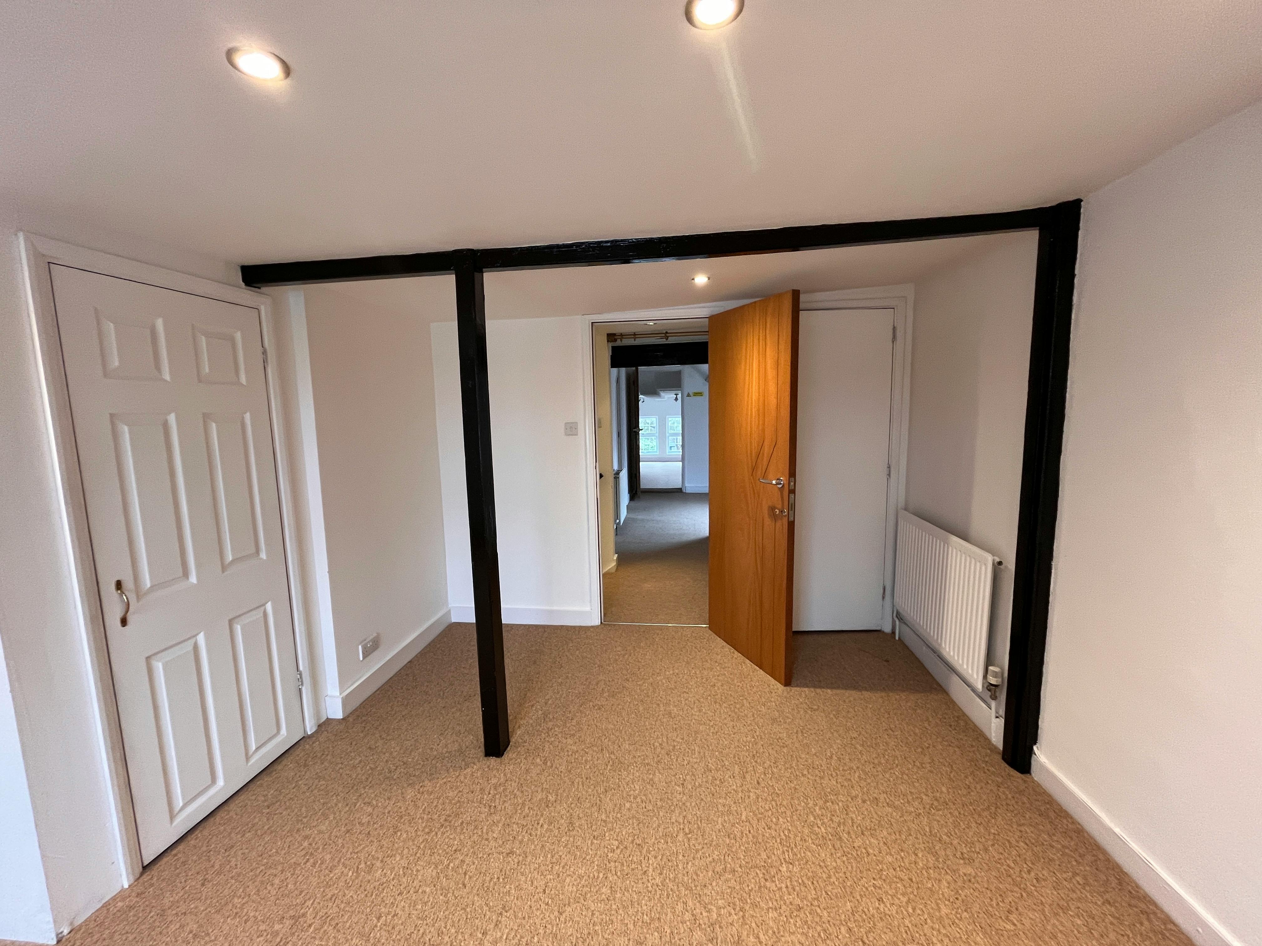 10A Weston Road, Aylesbury, Development / Investment / Offices / Retail For Sale - Image (7).jpg