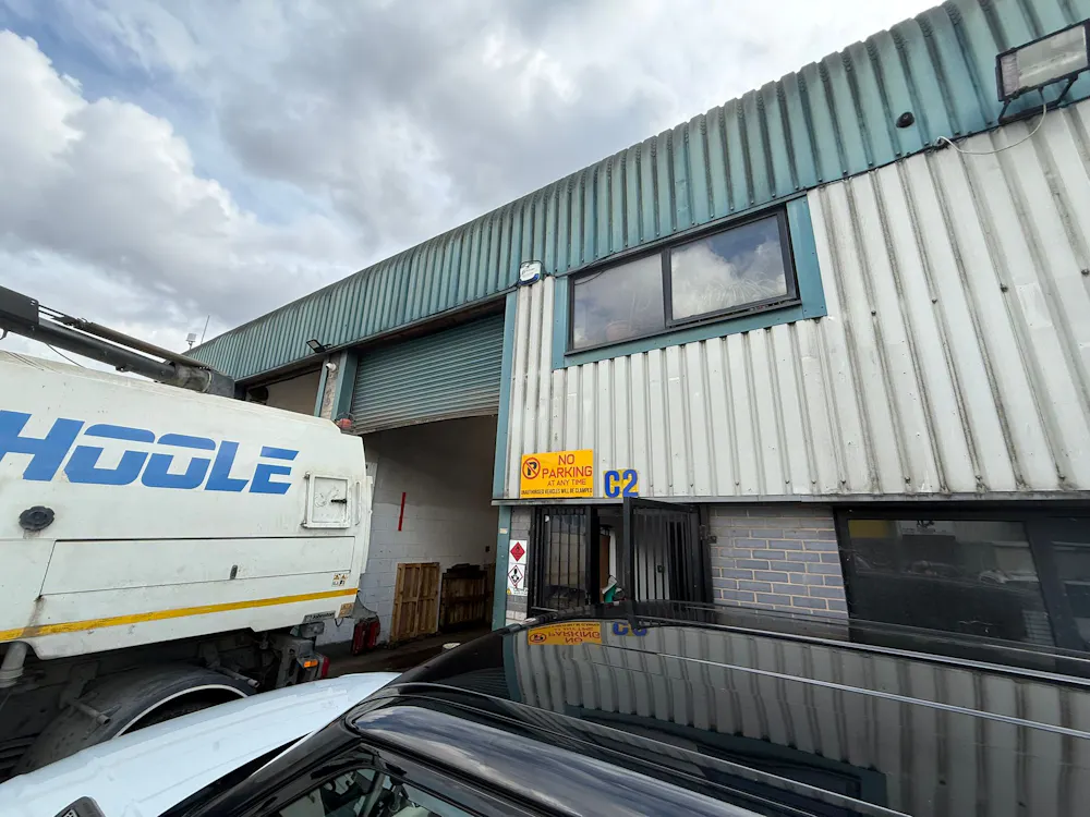 Unit C2, Suttons Business Park - WhatsApp Image 2026-08-27 at 16.20.50 (1).jpeg