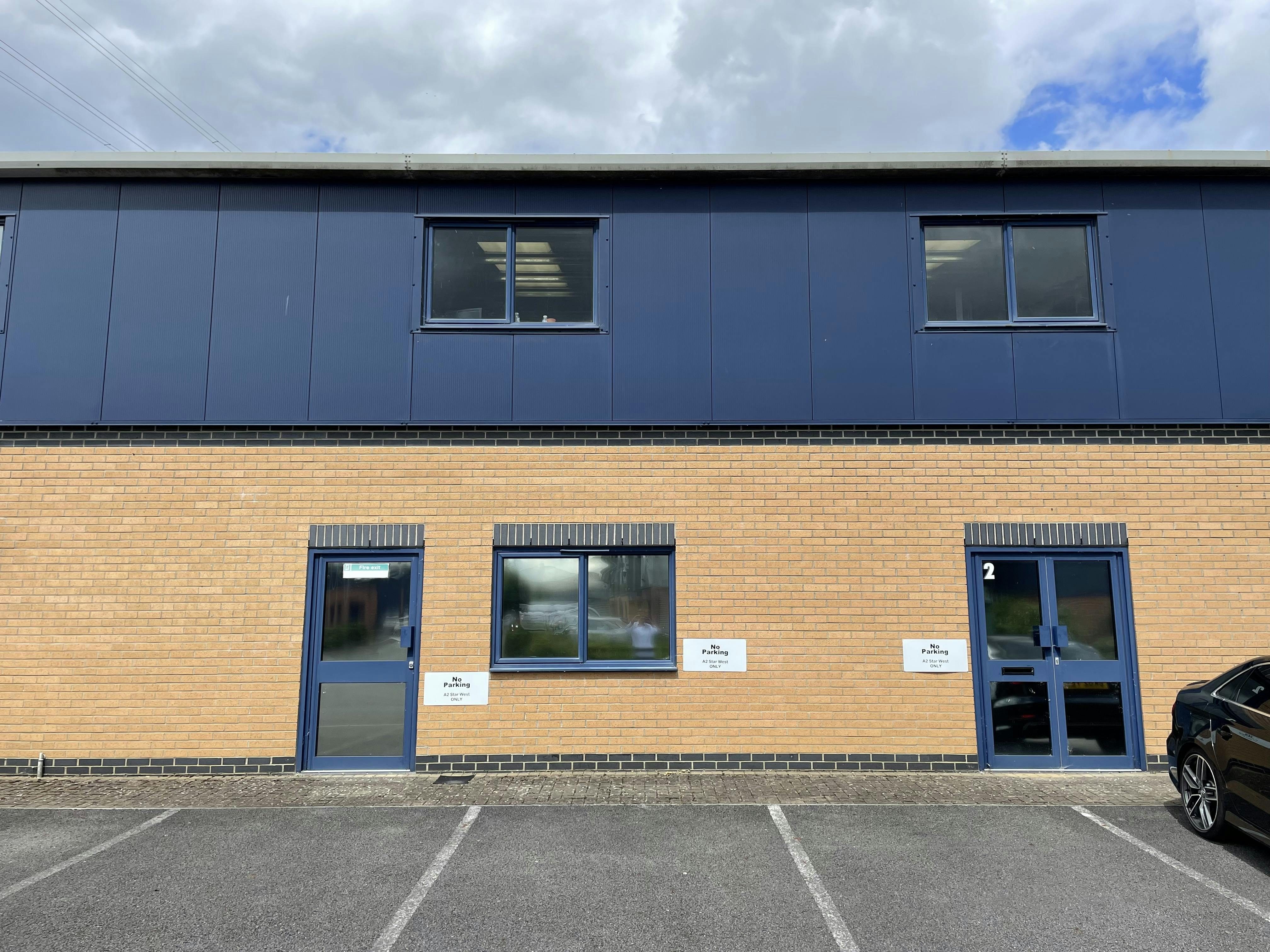 Unit A2, Star West, Westmead Industrial Estate, Swindon, Industrial To Let - IMG_0516.jpg