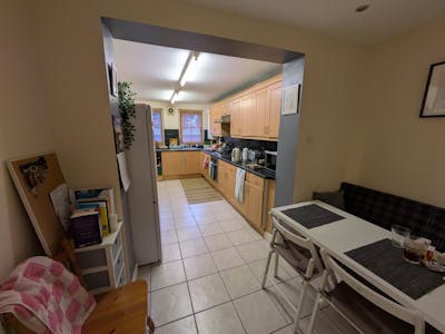 208 High Street, Dorking, Investment / Residential / Retail For Sale - 1000040164.jpg