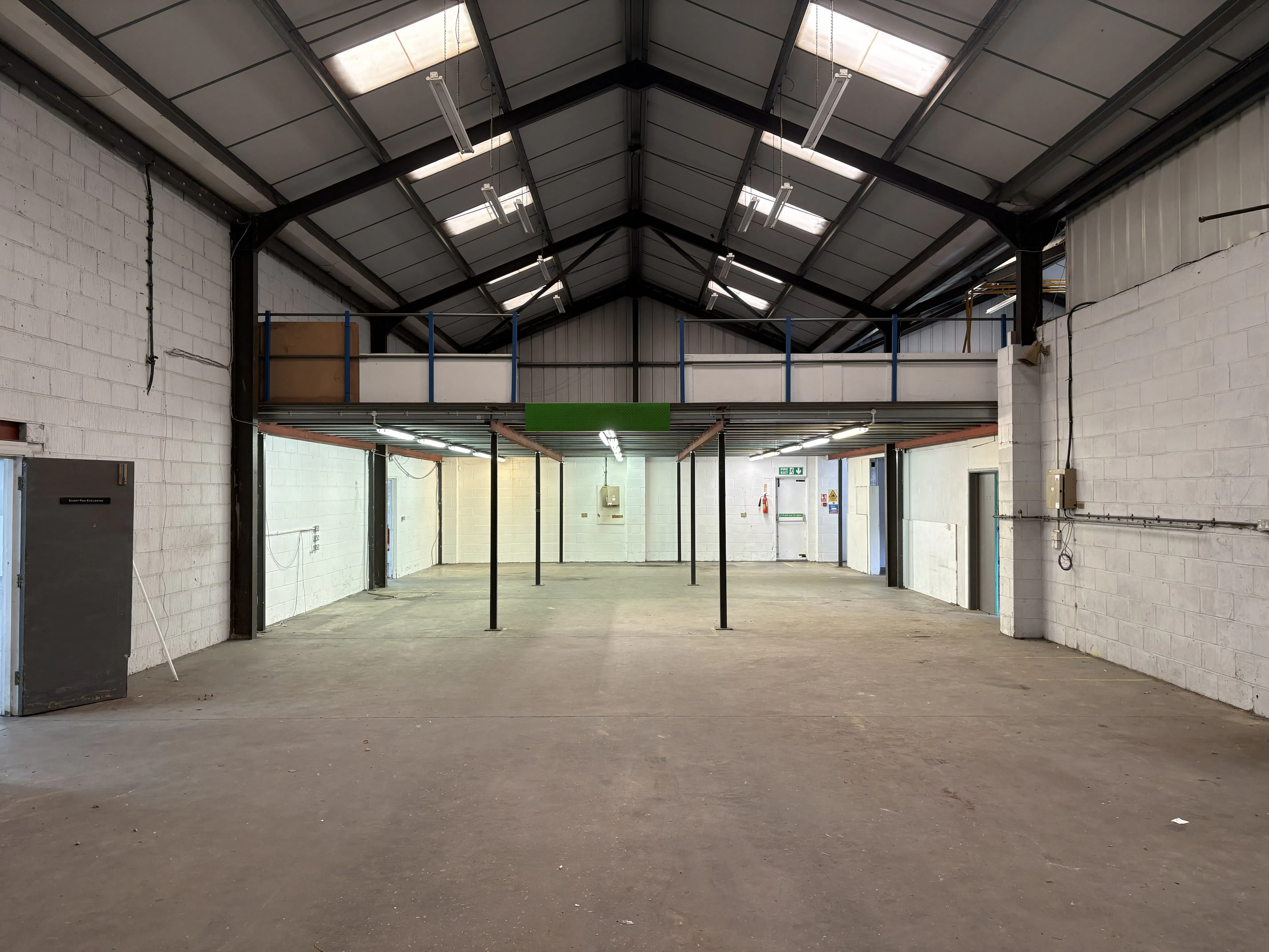 4 Oak Industrial Park, Great Dunmow, Industrial To Let / For Sale - IMG_1072.jpg