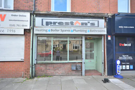 323 Bolton Road, Bury, Office / High Street Retail To Let - Front Elevation