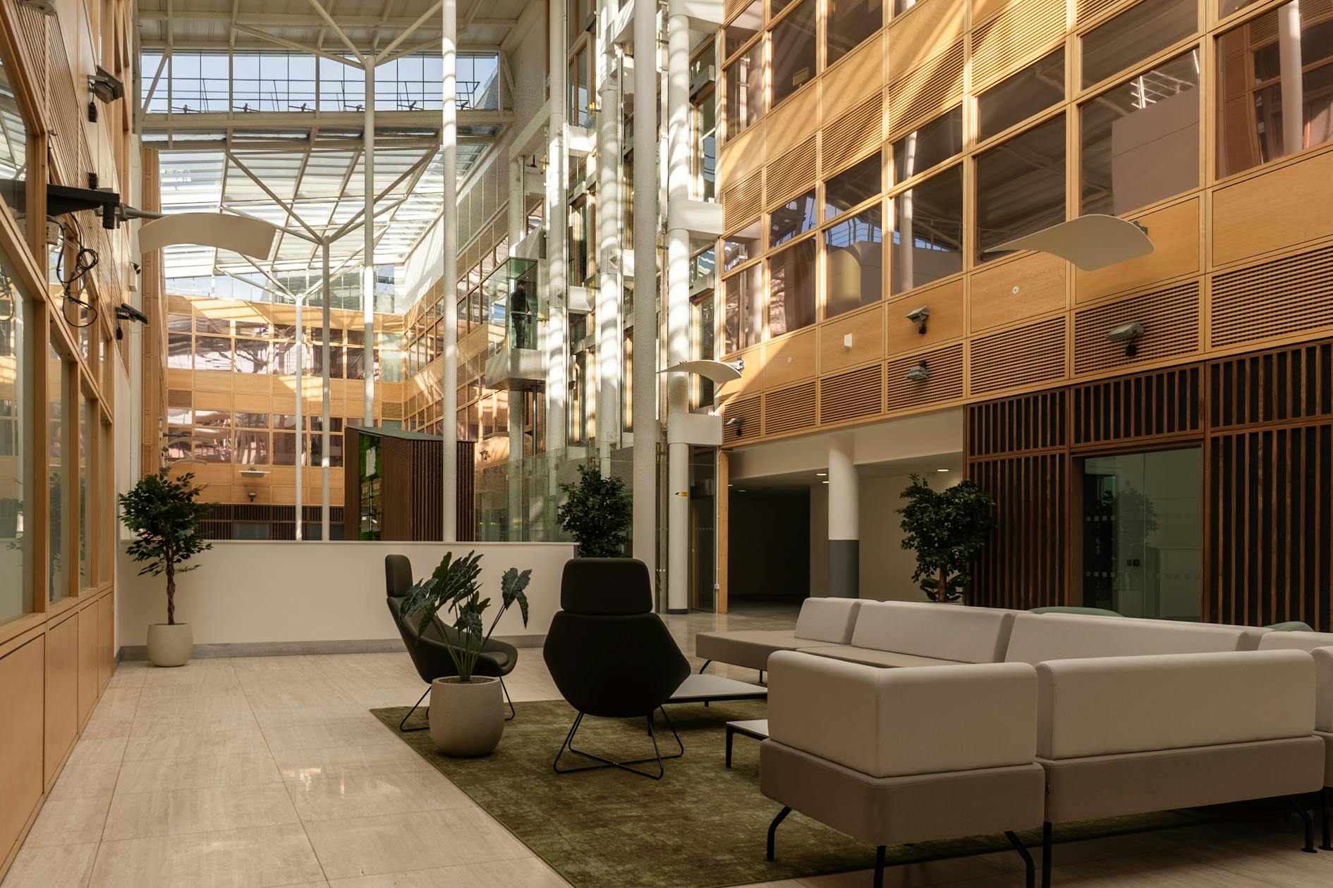 Atrium, 2 Leeds City Office Park, Leeds, Offices To Let - Atrium8.jpg