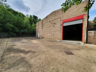 Unit B4 Redlands, Ullswater Crescent, Coulsdon, Industrial / Warehouse / Trade Counter / Warehouse To Let - 20220713_163351.jpg