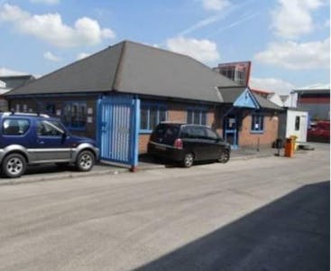 Yard - VIP Industrial Estate, Anchor & Hope Lane, London, Land / Open Storage To Let - Yard Office Picture.JPG