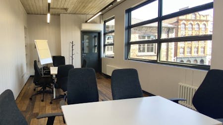 Hat Works, 47 Guildford Street, Luton, Flex Office / Hot Desk / Managed Office / Office / Serviced Office To Let - Image 6