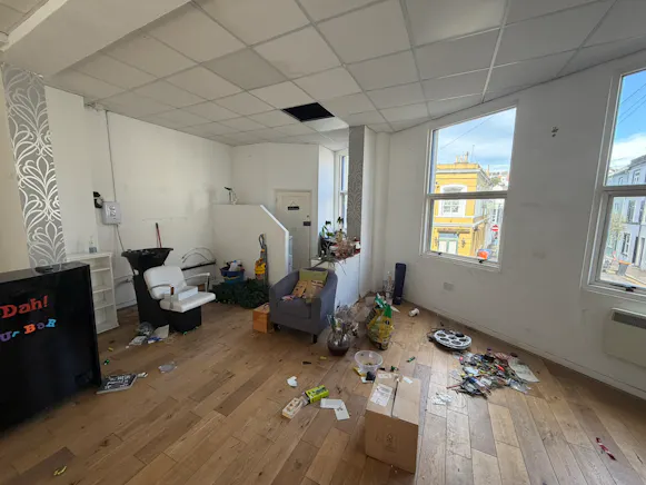 Unit 3, 182 Queens Road, Hastings, Retail To Let - IMG_0704.JPEG