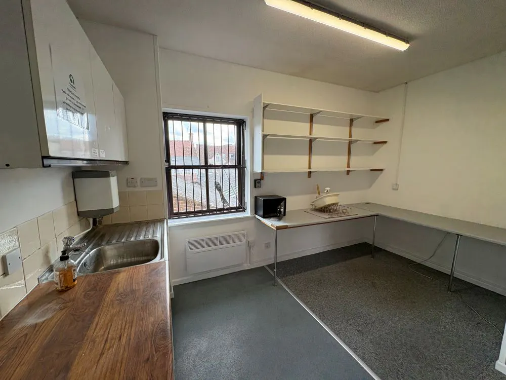 Units 4, 32 & 3 Crown Walk, Bicester, Office / Retail To Let - Unit 4.jpg