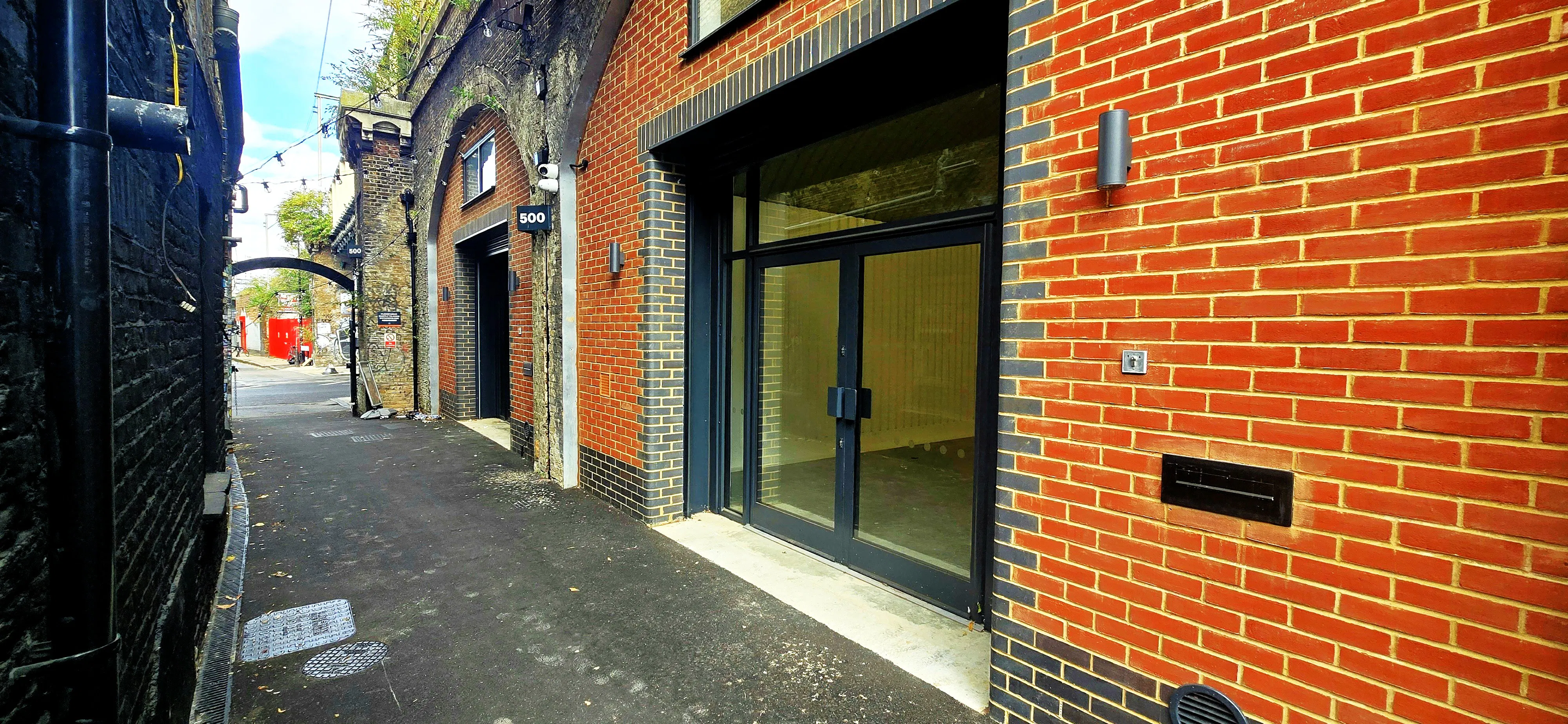 Arch 500, Bethnal Green Road, Bethnal Green, London