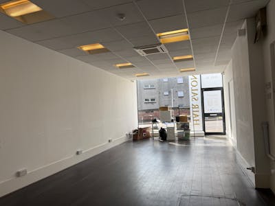 26 Station Road, Grangemouth, Retail / Retail - In Town To Let / For Sale - 20260407_121633298_iOS.jpg