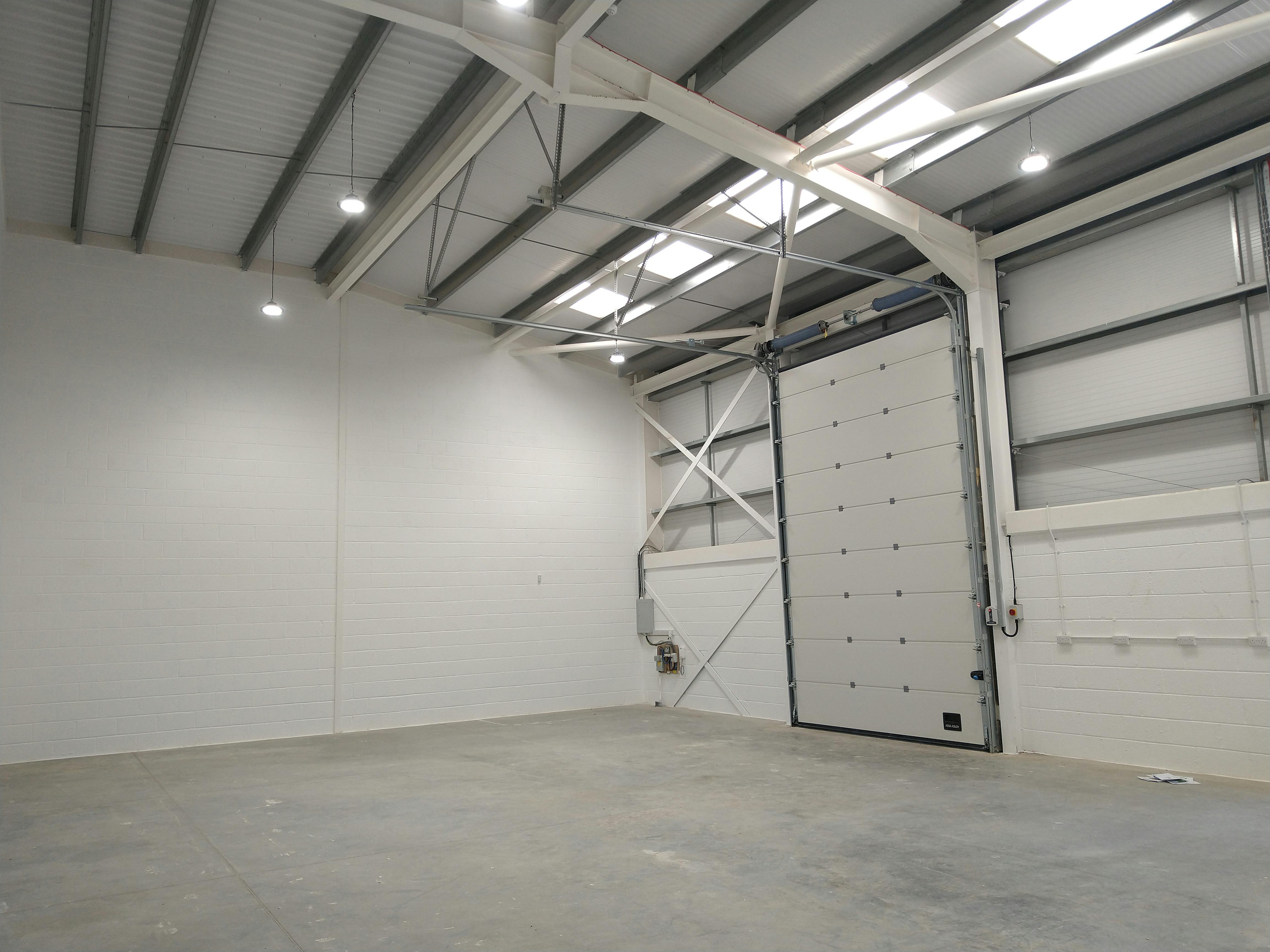 Industrial Unit in Ringwood - photo 2